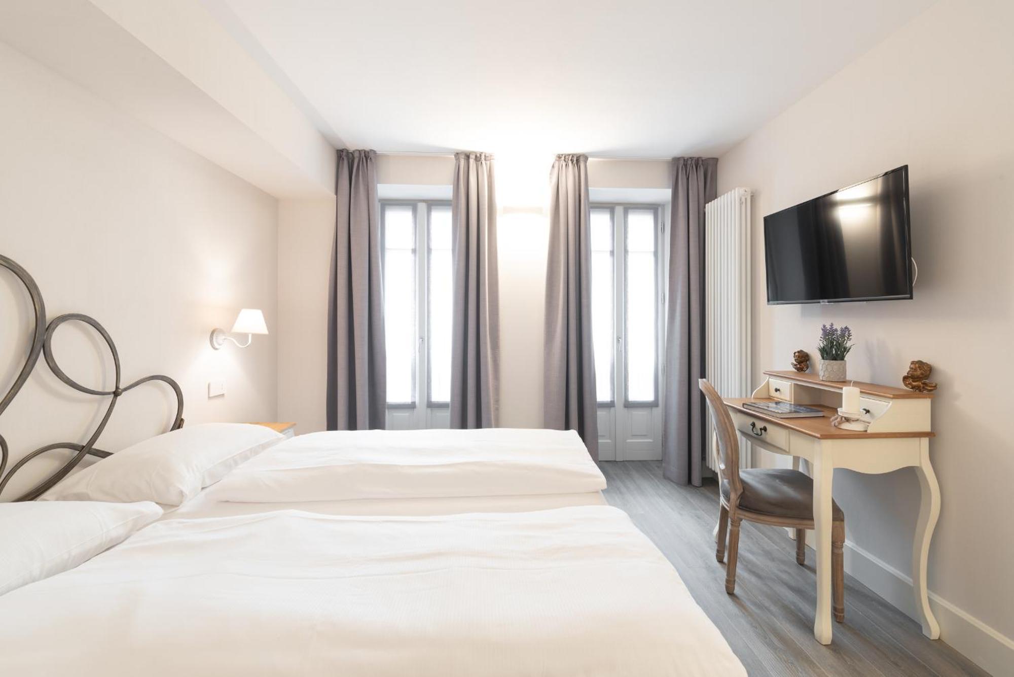 Antico Borgo B&B Cannobio Rum bild